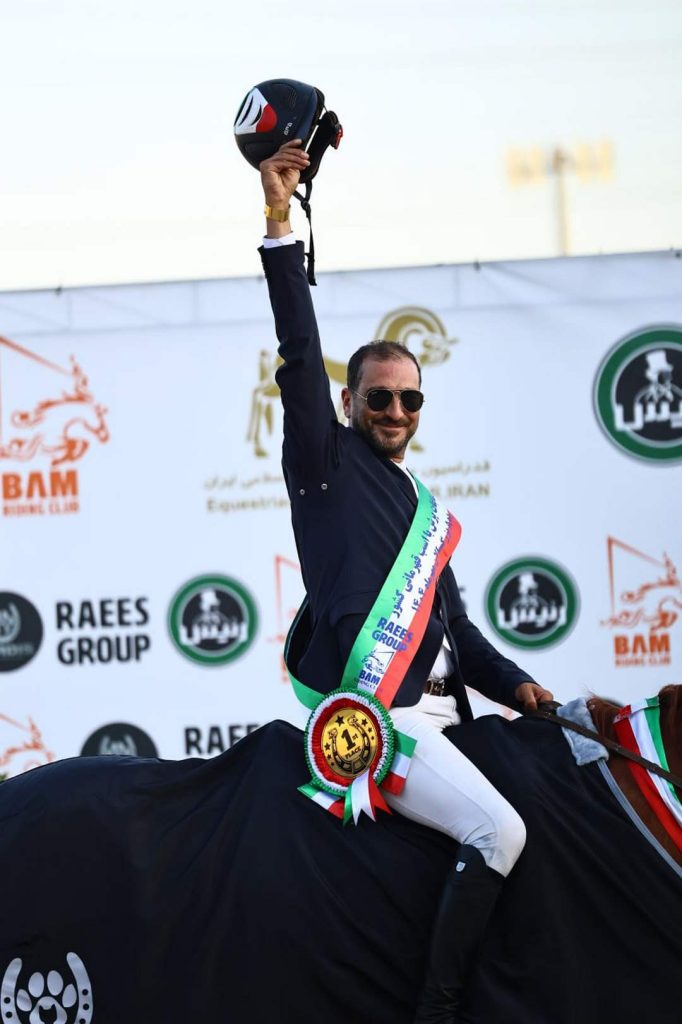 قهرمان کشور